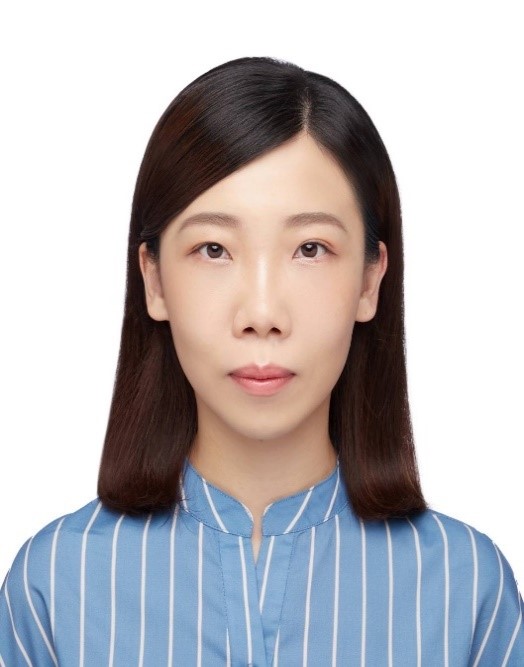 石佩樺 Shih- Pei-Hua